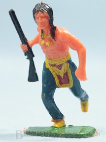 Brinquedo antigo - Casablanca e Gulliver - �ndio Bruxo correndo com rifle Casablanca Numerado 136 D�cada de 1960 