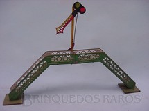 Brinquedos Antigos - Metalma - Passarela com Sinaleiro de Linha Década de 1950