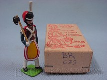 1. Brinquedos antigos - Mauro - Soldado porta Machado do Batalhão de Fuzileiros em uniforme de gala Brasil 1852 Década de 1980