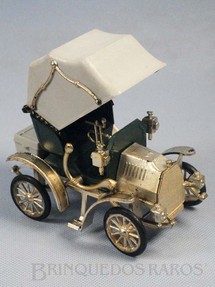 1. Brinquedos antigos - Nacoral - Mercedes Benz 1901 com 12,00 cm de altura Década de 1970