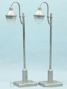 1. Brinquedos antigos - MosKabel - Postes de iluminação pública 25,00 cm de altura com cúpula de vidro Década de 1930