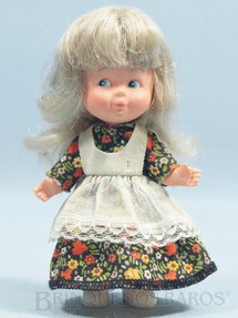 Brinquedos Antigos - Estrela - Boneca Kiti com 12,00 cm de altura Ano 1974