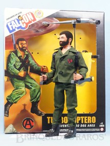 Brinquedos Antigos - Estrela - Boneco Falcon moreno com barba Aventura Turbocóptero Aventura dos Ares caixa lacrada Completo com 4 Itens Edição Comemorativa dos 80 anos da Estrela e 40 anos do Falcon Comandos em Ação Ano 2017