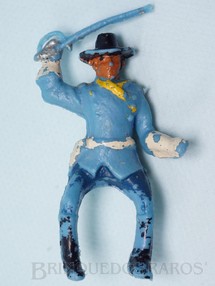 1. Brinquedos antigos - Casablanca e Gulliver - Coronel da Sétima Cavalaria montado a cavalo com sabre Plástico azul pintado Década de 1960




