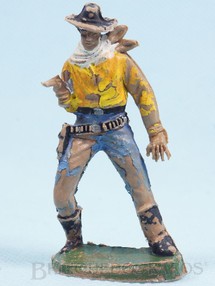 1. Brinquedos antigos - Casablanca e Gulliver - Cowboy de pé atirando com revolver Gulliver Década de 1970
