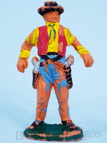 Brinquedos Antigos - Casablanca e Gulliver - Cowboy de pé em posição de duelo Gulliver Década de 1970