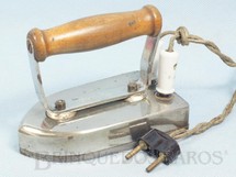 Brinquedos Antigos - F.A.R.E. - Ferro de passar Roupa de Bonecas elétrico com 10,00 cm de altura Completo com fio Década de 1940