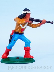 Brinquedos Antigos - Casablanca e Gulliver - Índio de pé atirando com Rifle Série Atlantic Ano 1986  