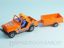 1. Brinquedos antigos - Majorette - Jeep CJ 5 com reboque Série Jumbo Constructions Década de 1990
