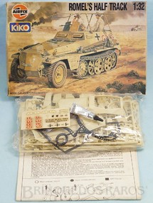 Brinquedos Antigos - Airfix-Kiko - Sd.Kfz. 250 Rommel s Half Track Década de 1990 Brinquedos Antigos - Airfix-Kiko - Sd.Kfz. 250 Rommel s Half Track Década de 1990