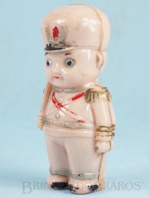 Brinquedos Antigos - Beija Flôr - Soldado Chocalho com 9,00 cm de altura Coleção Miguel Cerrato Década de 1950