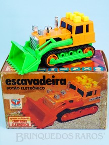 Brinquedos Antigos - Estrela - Trator Escavadeira Série Botões Eletrônicos Ano 1978