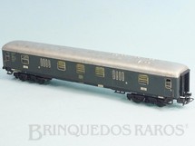 1. Brinquedos antigos - Marklin - Vagão Carro de Passageiros Bagagens verde número 4026 Década de 1960