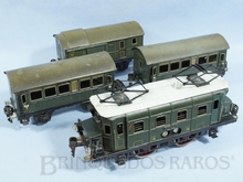 Brinquedo antigo Marklin Conjunto com Locomotiva e três Carros de Passageiros Ano 1939 Comprimento 75,00 cm