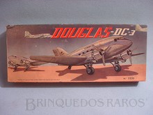 Brinquedos antigos -  - Caixa do Kit do Avião Douglas DC 3 da Varig  Fabricado pela ATMA Brasil Década de 1960