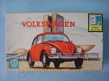 Brinquedos antigos -  - Caixa do Kit do Volkswagen Sedan fabricado pela Atma Brasil na década de 1960 Cenário Brasília a nova capital do Brasil 