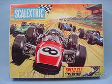 Brinquedos antigos -  - Rótulo da Caixa do Autorama Scalextric Fabricado pala Triang Inglaterra na década de 1970