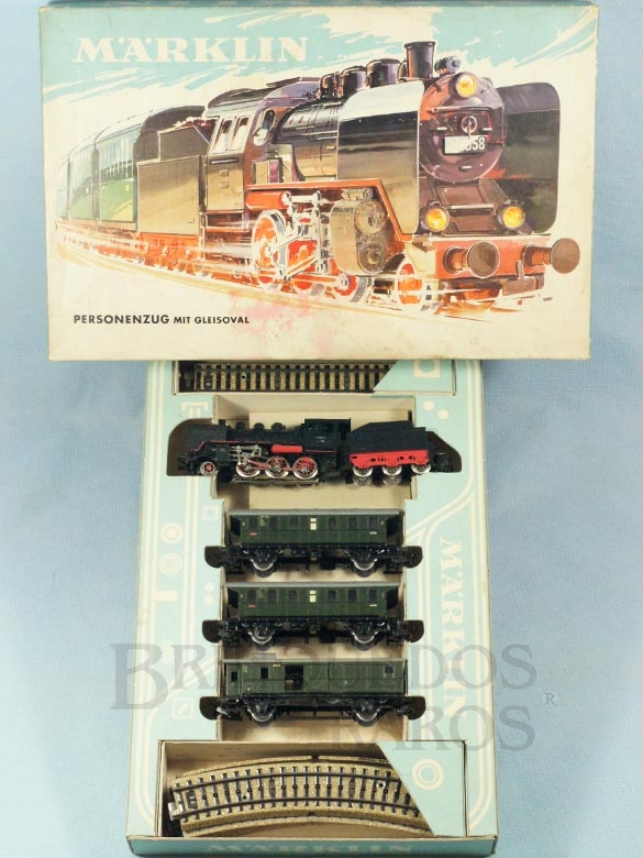 Brinquedo antigo Marklin Conjunto com Locomotiva a Vapor 3003 três vagões de passageiros e trilhos Década de 1960