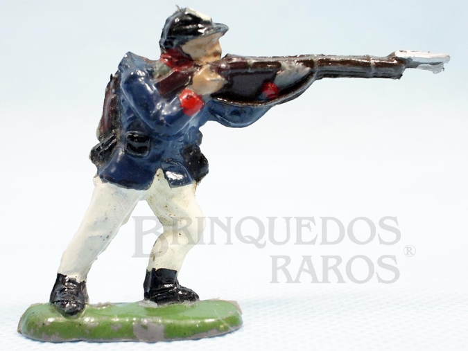 Brinquedo antigo Soldado do Exército Brasileiro atirando com fuzil Batalha do Tuiutí Década de 1960