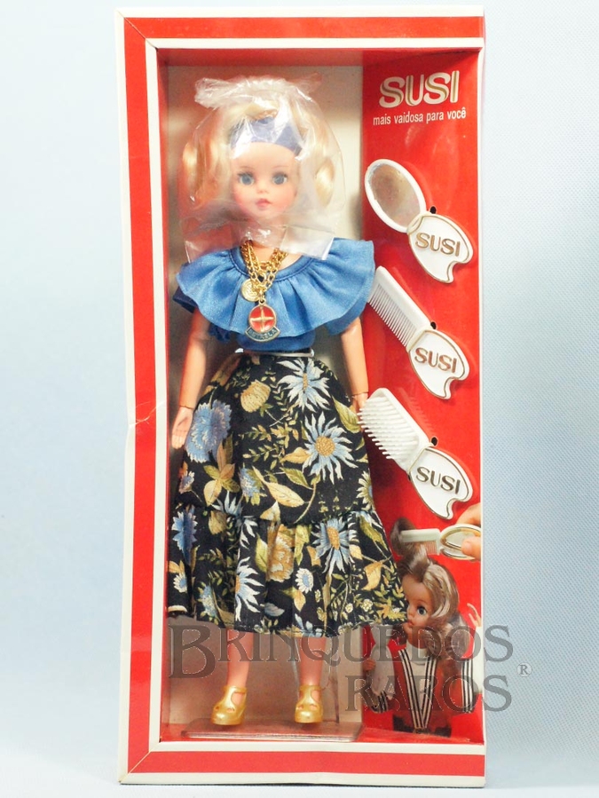 Brinquedo antigo Boneca Susi Série Pulsos Móveis 100% original Perfeito estado Cabelos ainda protegidos por plástico Completa Ano 1979 