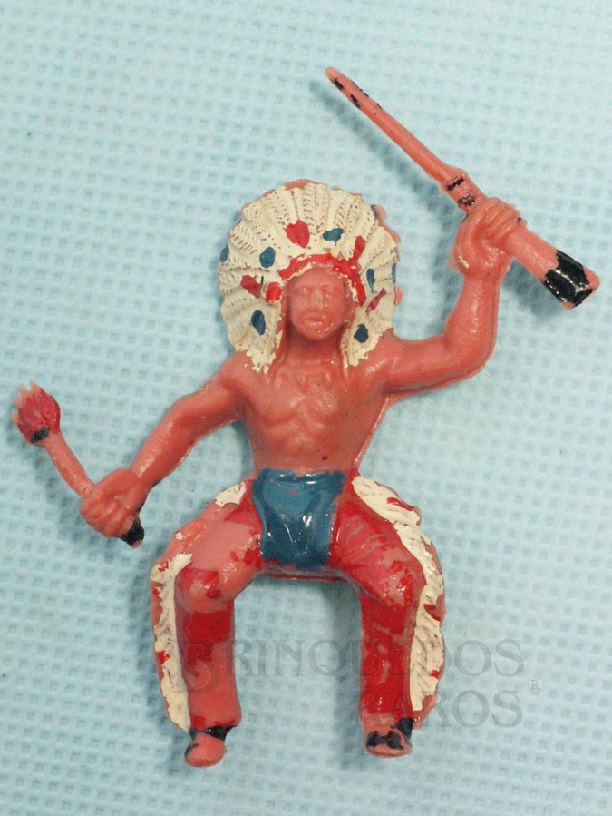 Brinquedo antigo Chefe índio montado a cavalo com rifle e tocha Casablanca plástico marrom pintado Década de 1960
