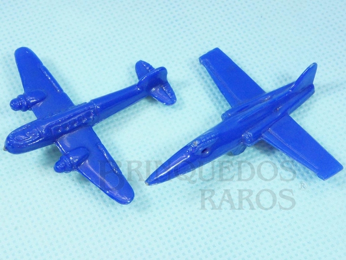 Brinquedo antigo Aviões diversos Brinde Mandiopã Década de 1960 Preço por unidade