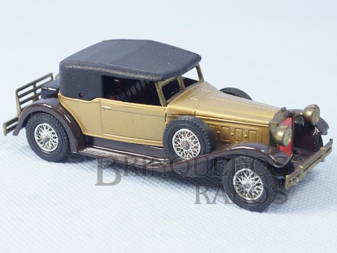 Brinquedo antigo 1930 Packard Victoria Yesteryear