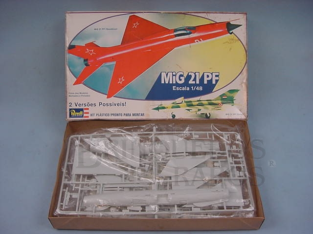 Brinquedo antigo Avião Mig-21 PF Caixa mole Década de 1980