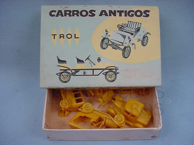 Brinquedo antigo Conjunto Carros Antigos com cinco carros diversos Caixa Azul Década de 1960