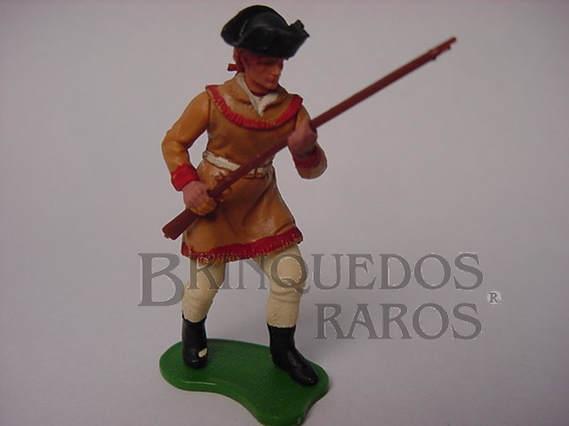 Brinquedo antigo Pioneiro Americano de pé com rifle Série Swoppet Década de 1970