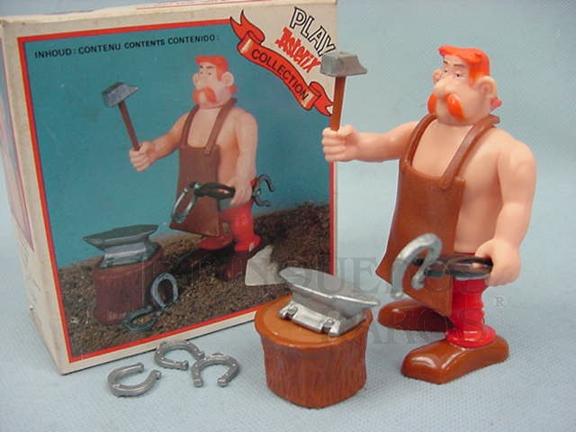 Brinquedo antigo Personagem Automatix da Estória em Quadrinhos Astérix o Gaules com 11,00 cm de altura Década de 1980