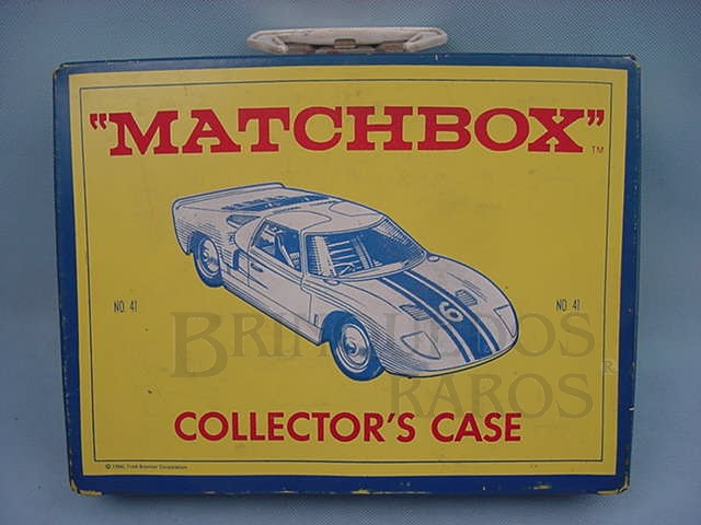 Brinquedo antigo Maleta Collector Case Regular Wheels para 48 carros 1:66 completa com interior de papel Década de 1960