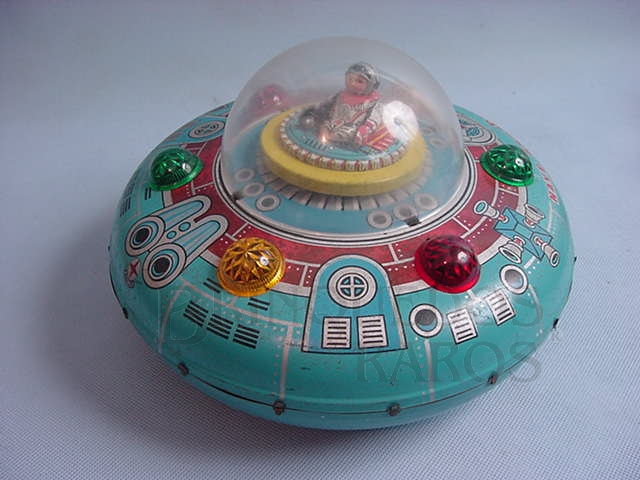 Brinquedo antigo Disco Voador Nave Espacial X-17 Com 26,00 cm de diâmetro Década de 1960