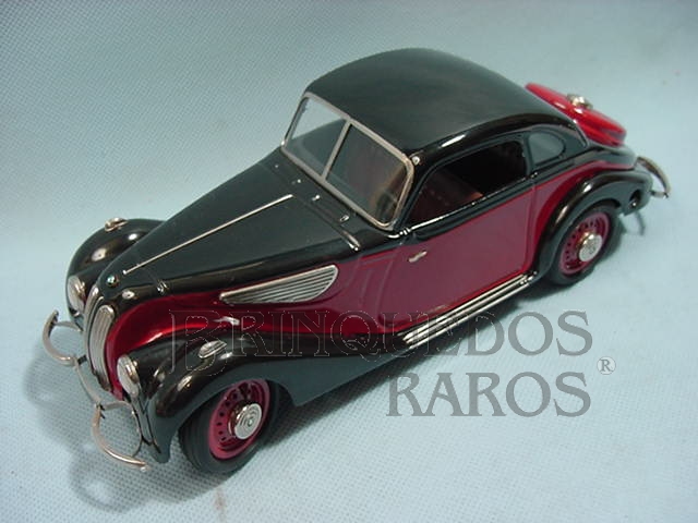 Brinquedo antigo BMW 327 com capota de aço 19,00 cm de comprimento Ano 1990