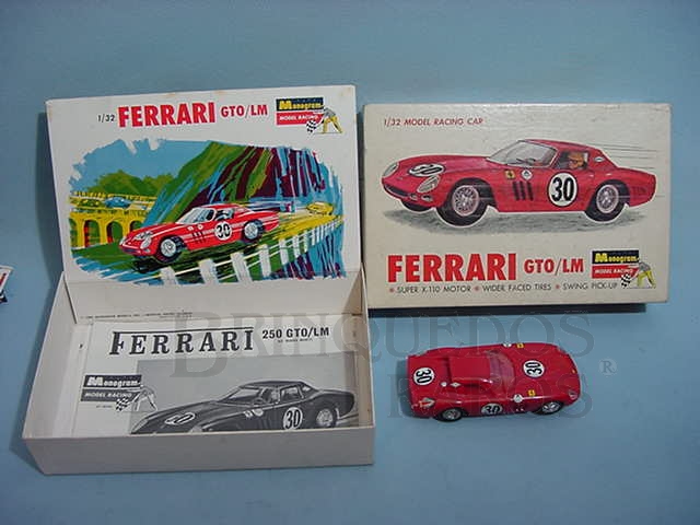 Brinquedo antigo Ferrari 250 GTO Le Mans kit montado Década de 1970