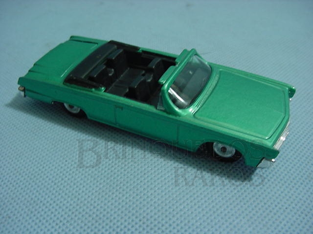 Brinquedo antigo Chrysler Imperial Gamda Koor Conversível Década de 1970