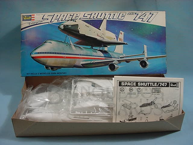 Brinquedo antigo Avião Boeing 747 com Space Shuttle Enterprise