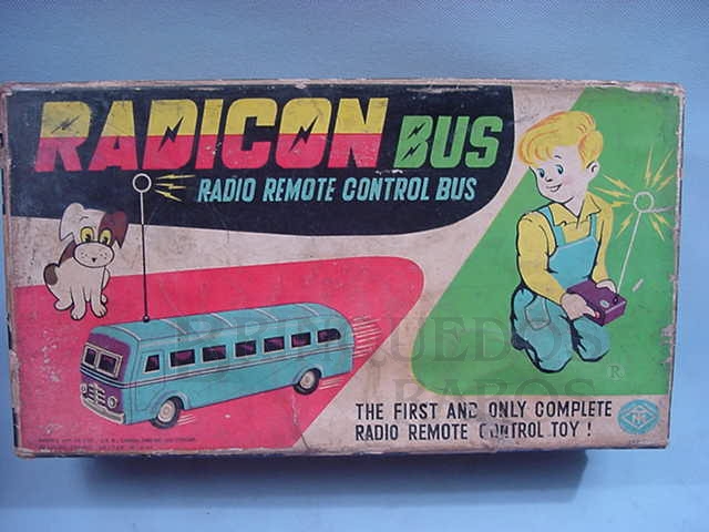 Brinquedo antigo Caixa do Onibus Radicon Primeiro brinquedo de controle remoto do mundo Fabricado pela Modern Toys Japão na década de 1970