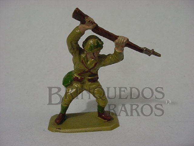 Brinquedo antigo Soldado Japonês com baioneta II Guerra