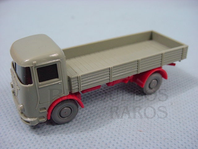 Brinquedo antigo Caminhão Berliner carga seca escala HO