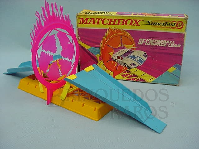 Brinquedo antigo Pista Matchbox Superbooster Fire Ball Space Leap Superfast Década de 1970