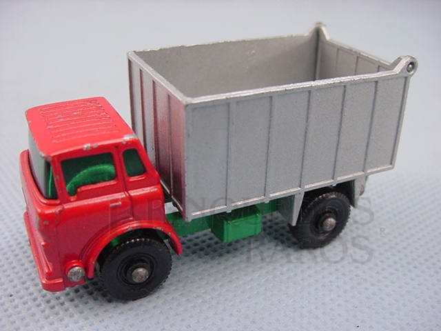 Brinquedo antigo GMC Tipper Truck black plastic Regular Wheels