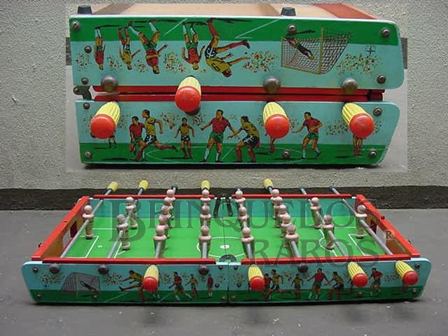 Brinquedo antigo Futebol de mesa Pebolim dobrável com 90,00 x 70,00 cm São Paulo e Palmeiras Ano 1970