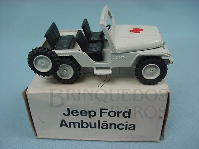 Brinquedo antigo Jeep Ford Willys Ambulância Década de 1970