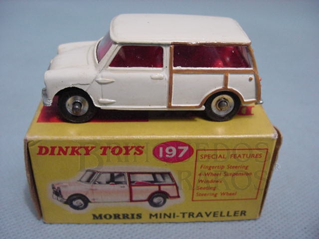 Brinquedo antigo Morris Mini Traveller Década de 1950