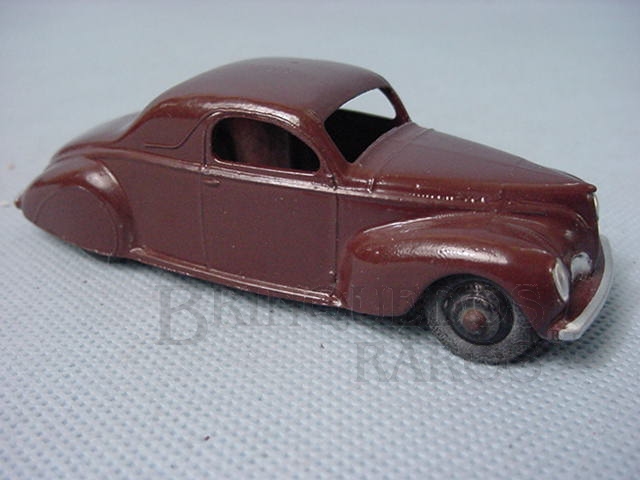 Brinquedo antigo Lincoln Zephyr Década de 1950