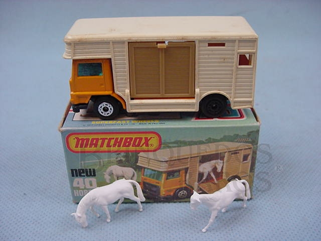 Brinquedo antigo Horse Box Superfast bege