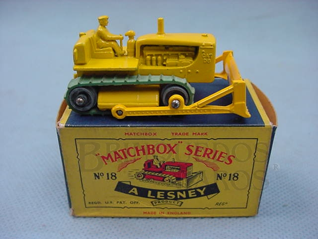 Brinquedo antigo Caterpillar Bulldozer esteira verde com tratorista