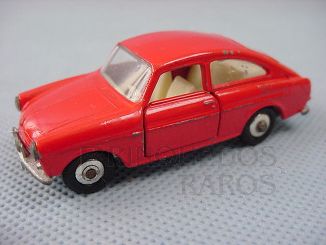Brinquedo antigo Volkswagen 1600 TL black plastics Regular Wheels