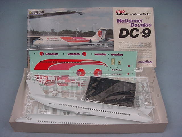 Brinquedo antigo Avião McDonnell Douglas DC-9